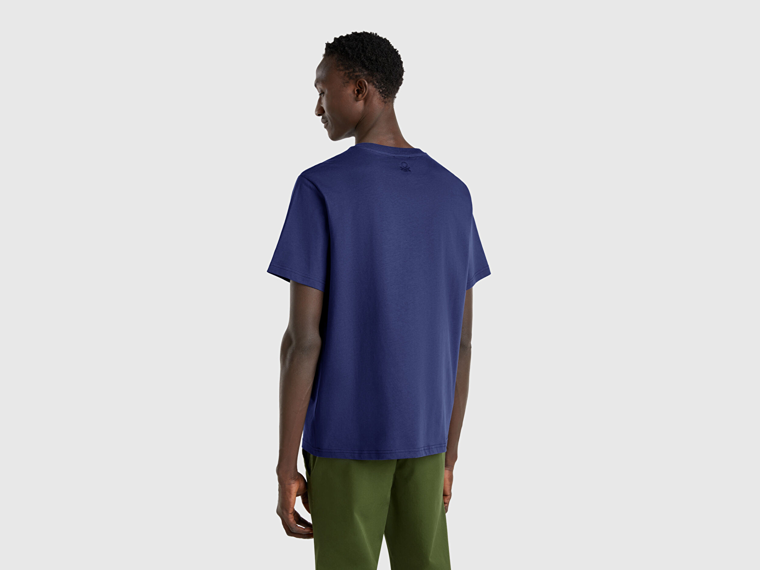 Benetton Erkek Lavanta Mavisi %100 Pamuk Yama Cep Detaylı Oversize T-Shirt