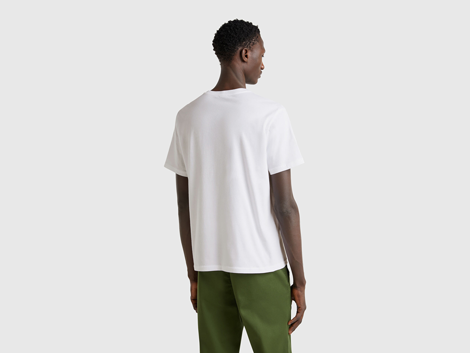 Benetton Erkek Beyaz %100 Pamuk Önü Logo Baskılı Relax Fit T-Shirt