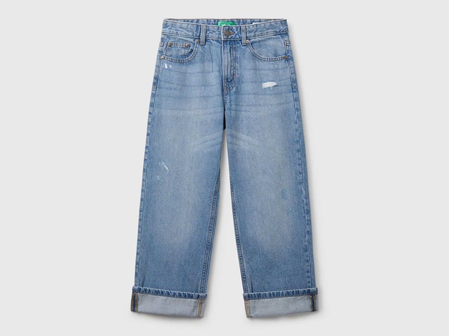 Benetton Erkek Çocuk Açık Denim Yırtıklı Eskitilmiş Efektli Straight Fit Denim Pantolon