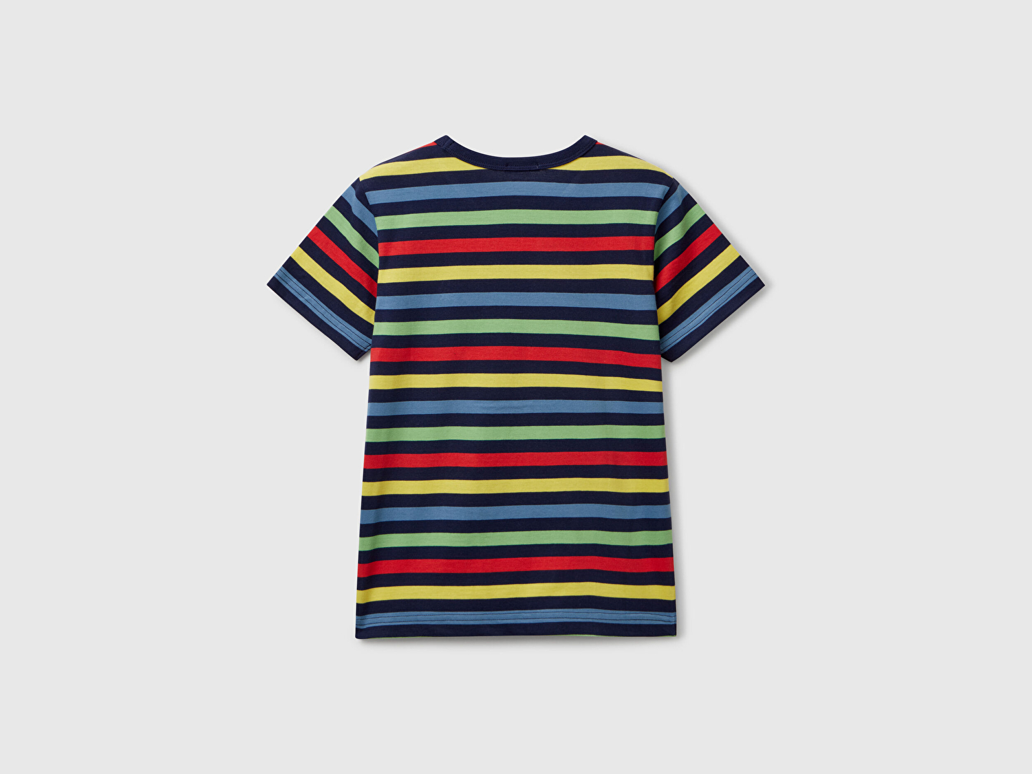 Benetton Erkek Çocuk Koyu Renkli Mix Çizgili Önü Logo İşlemeli T-Shirt