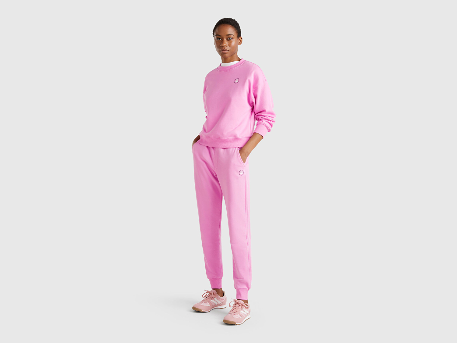 Benetton Kadın Pembe Pamuk Karışımlı Logo Baskılı Beli Lastikli Jogger Eşofman Altı