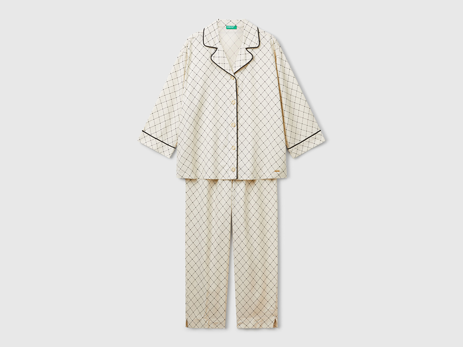 Benetton Kadın Krem %100 Viskoz Puantiyeli Önü Düğmeli Pijama Takımı