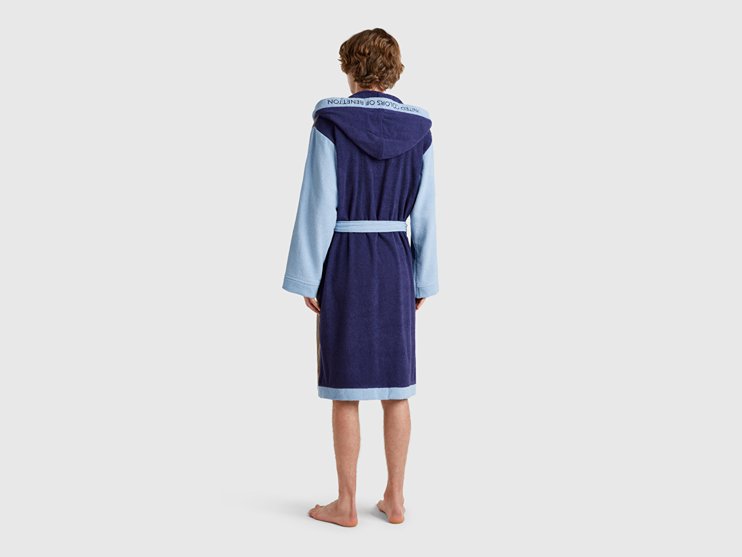 Benetton Unisex Lacivert Mix %100 Pamuk Çok Renkli Beli Kuşaklı Kapüşonlu Bornoz