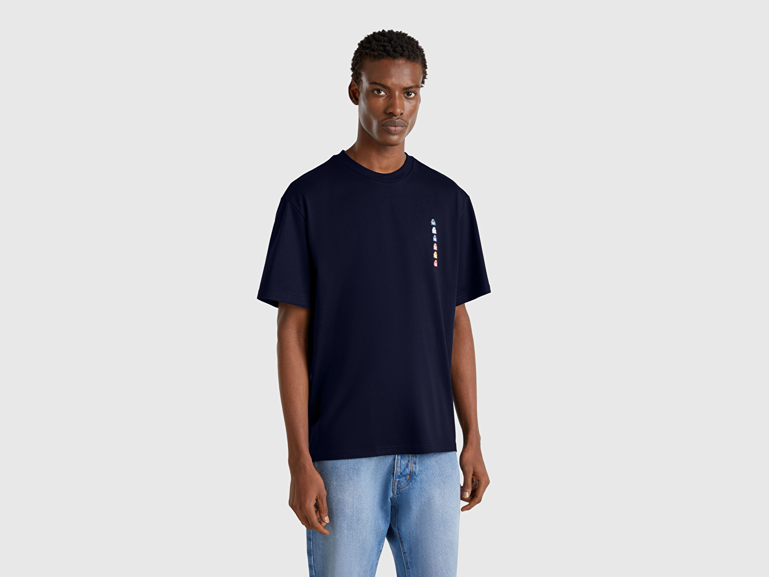Benetton Erkek Lacivert %100 Pamuk Çok Renkli Logolu Oversize Bisiklet Yaka T-Shirt