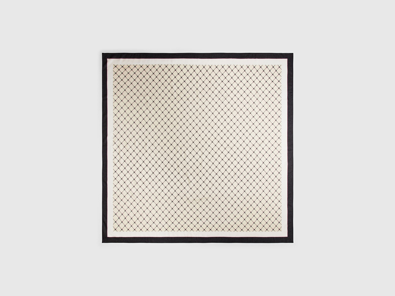 Kadın Krem Viskoz Karışımlı Kontrastlı İki Renkli Jakarlı Fular