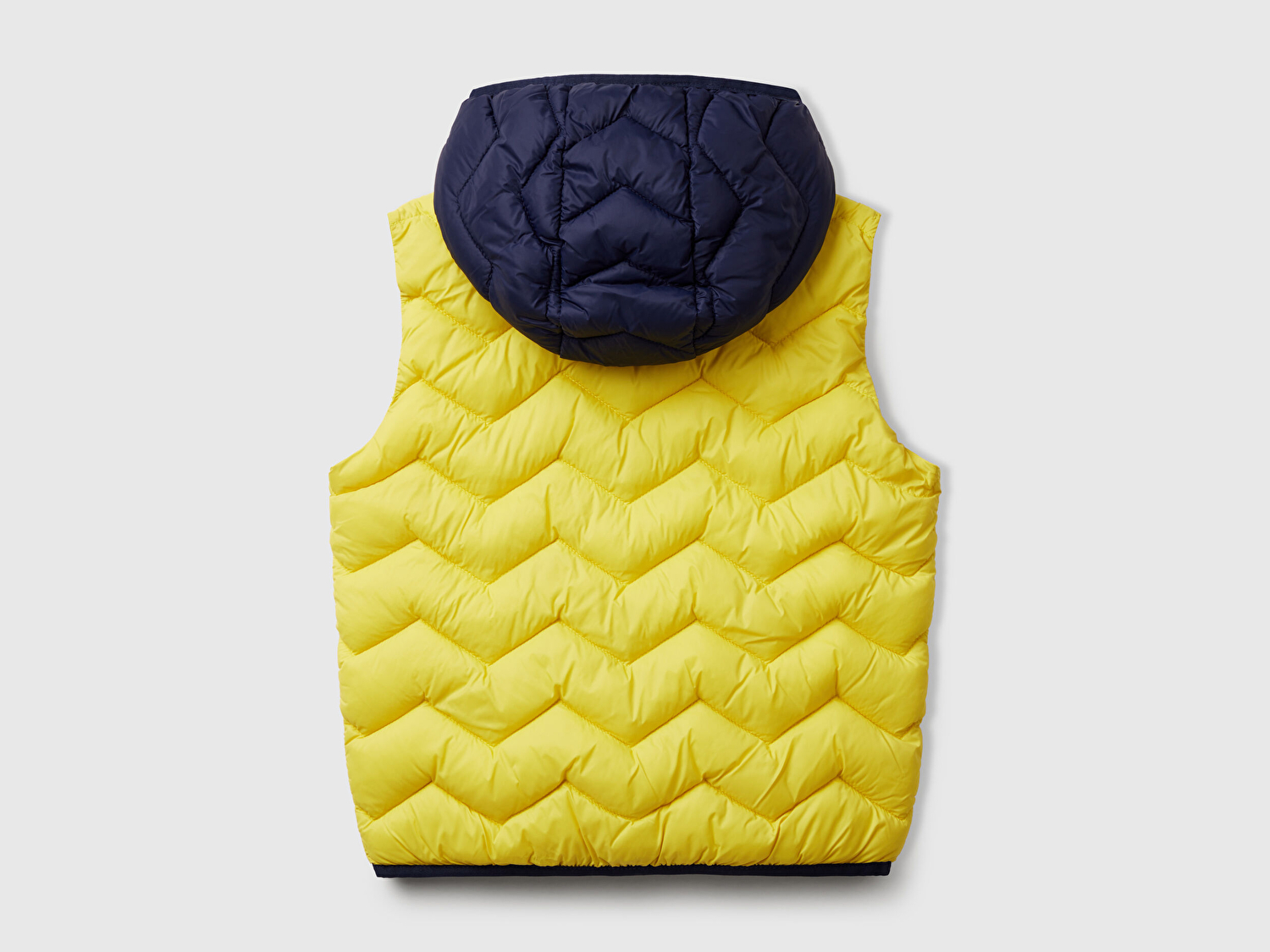 Benetton Erkek Bebek Sarı Logo Detaylı Kapüşonlu Yelek