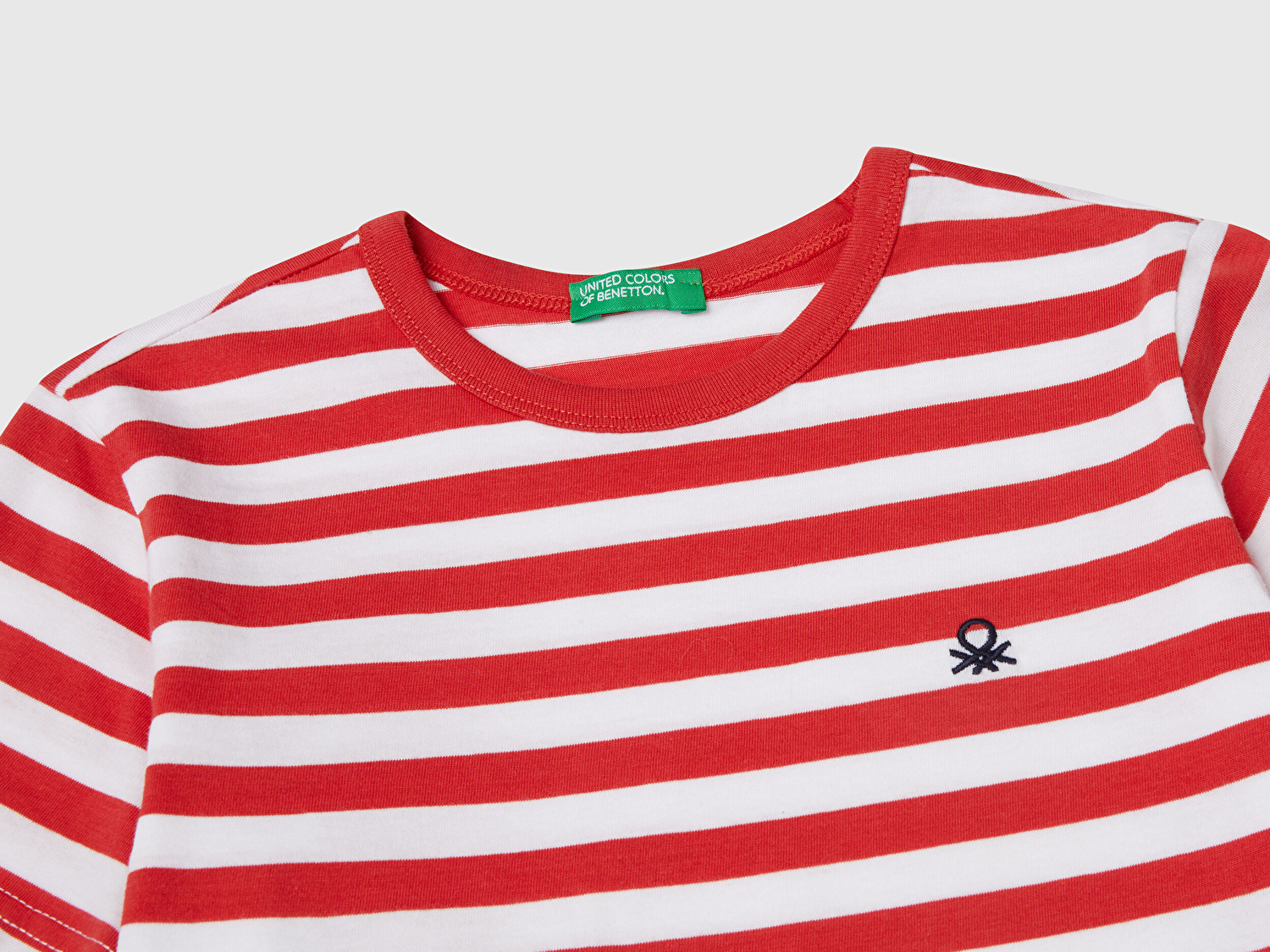 Benetton Erkek Çocuk Kırmızı Çizgili Önü Logo İşlemeli T-Shirt