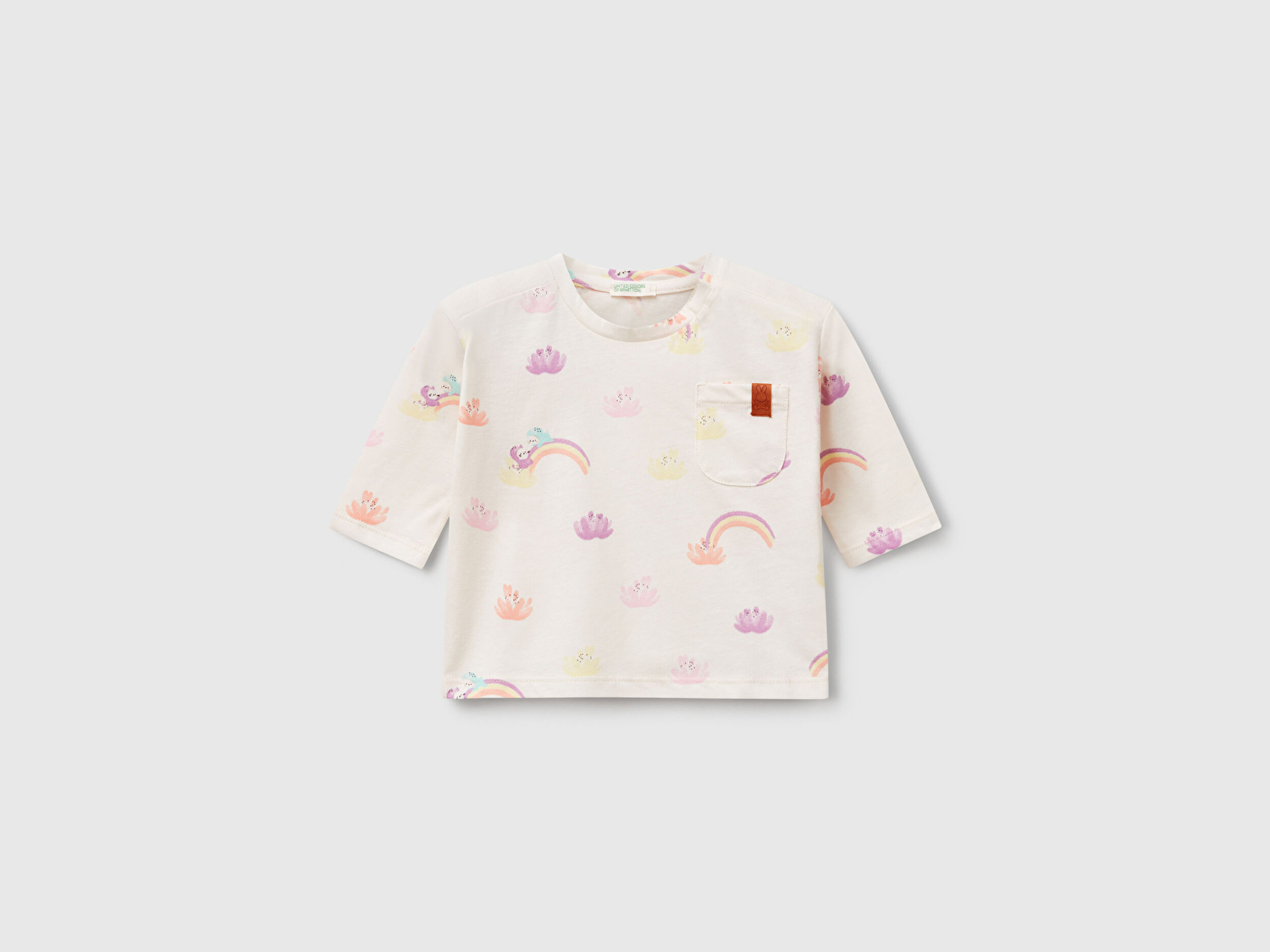 Benetton Bebek Toz Pembe Tamamı Desenli Logo Detaylı Omzu Çıtçıtlı Uzun Kollu T-Shirt