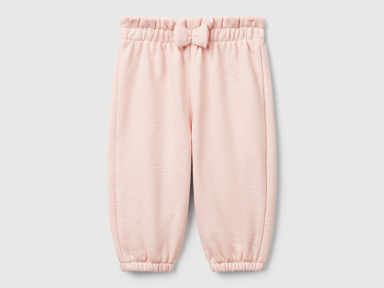 Benetton Bebek Toz Pembe Logolu Önü Fiyonk Detaylı Beli Büzgülü ve Fırfırlı Eşofman Altı