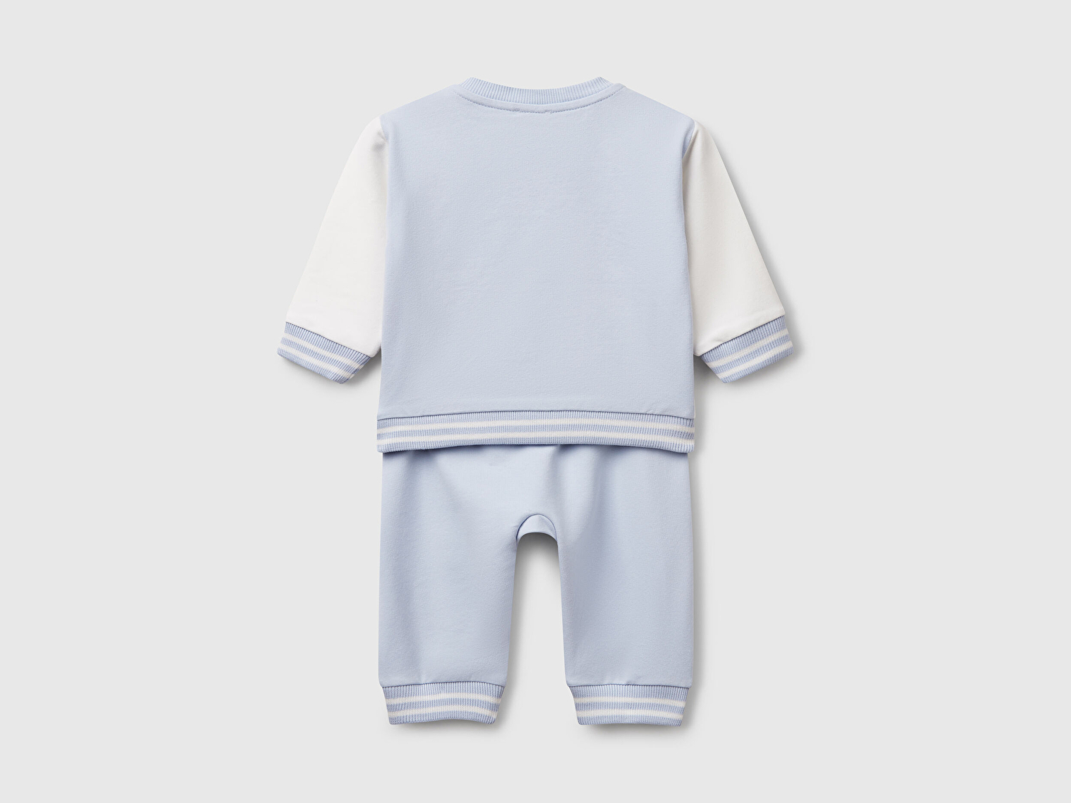 Benetton Bebek Beyaz-Mavi Baskılı Reglan Kol Üst ve Beli Büzgülü Eşofman Takım