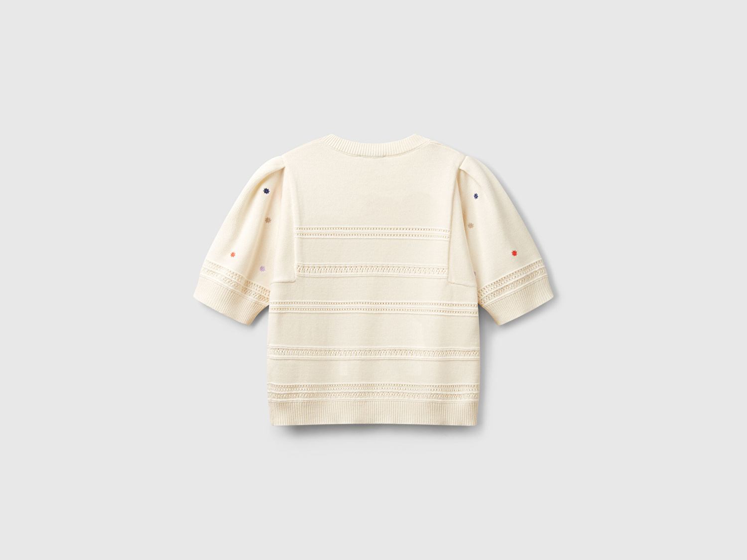 Benetton Kadın Krem %100 Pamuk Desenli Yarım Kol Regular Fit Bisiklet Yaka Kazak