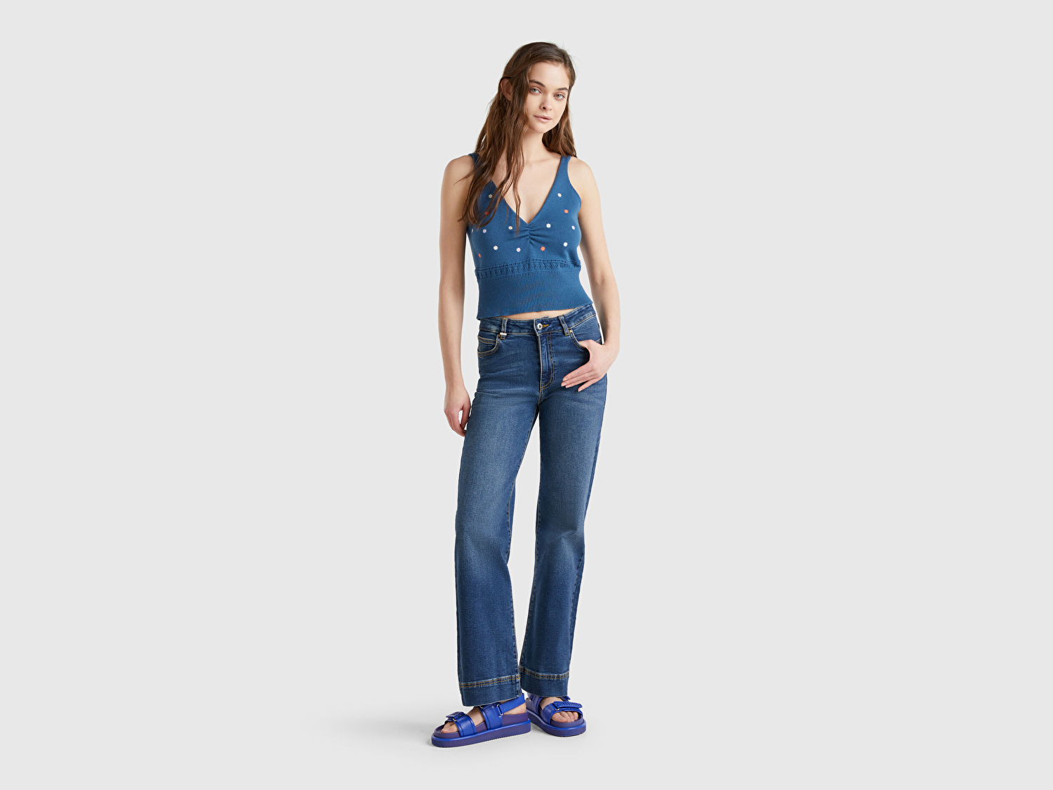 Benetton Kadın Denim %100 Pamuk Çiçek İşlemeli Göğsü Büzgülü Regular Fit Triko Atlet