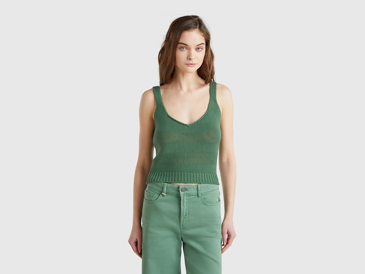 Benetton Kadın Açık Yeşil %100 Pamuk Şerit Efektli Örme Relax Fit V Yaka Triko Atlet