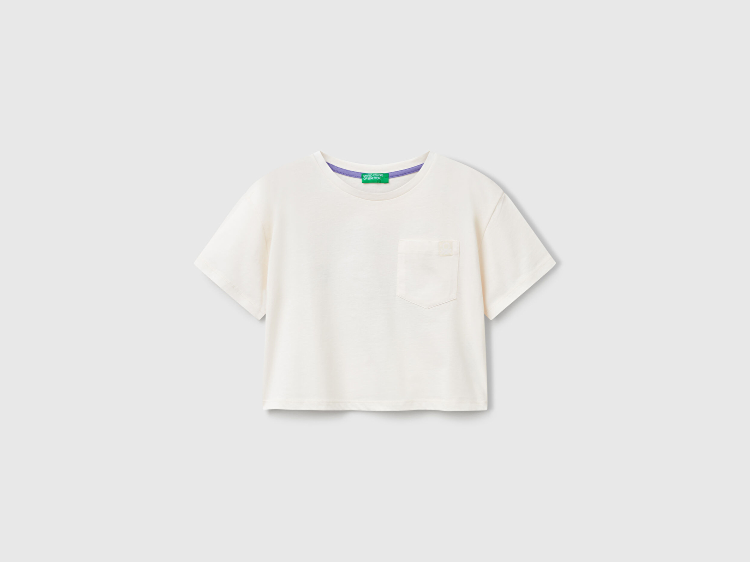 Benetton Kız Çocuk Ekru Arkası Baskılı Yama Cepli T-Shirt