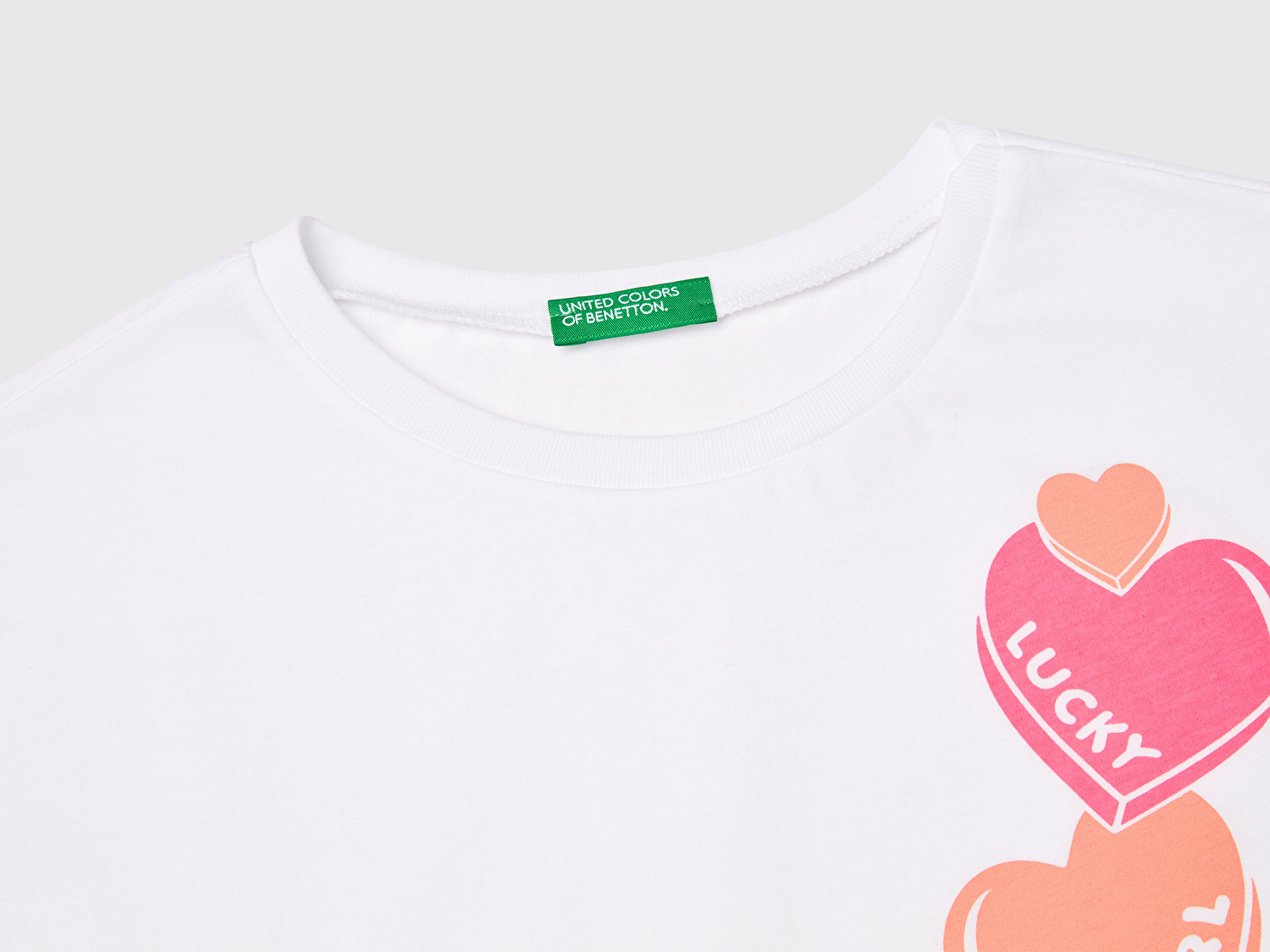 Benetton Kız Çocuk Beyaz Grafik Baskılı Kısa Kollu T-Shirt