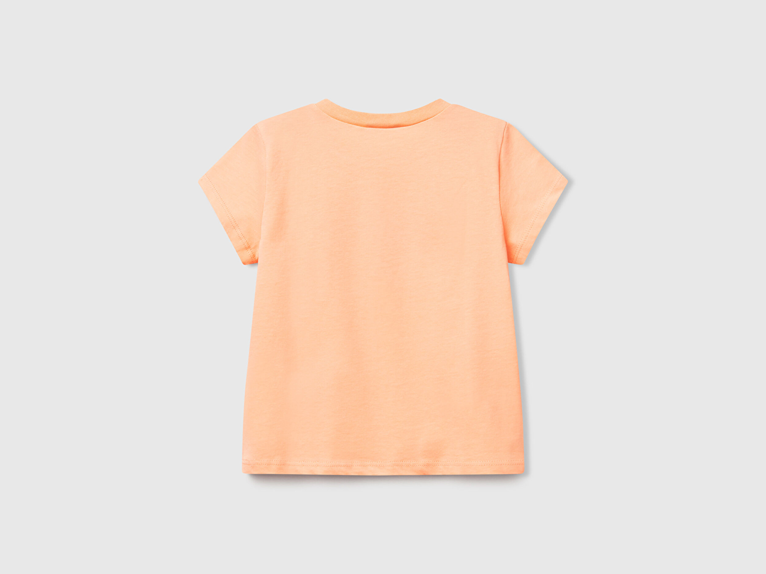 Benetton Kız Bebek Yavruağzı Grafik Baskılı Kısa Kollu T-Shirt