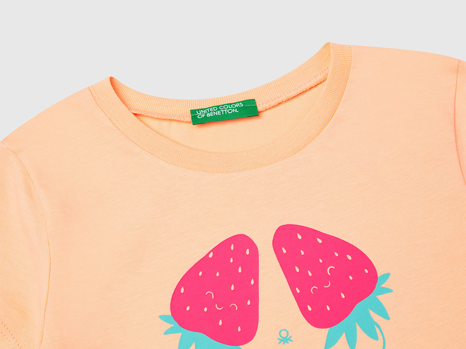 Benetton Kız Bebek Yavruağzı Grafik Baskılı Kısa Kollu T-Shirt