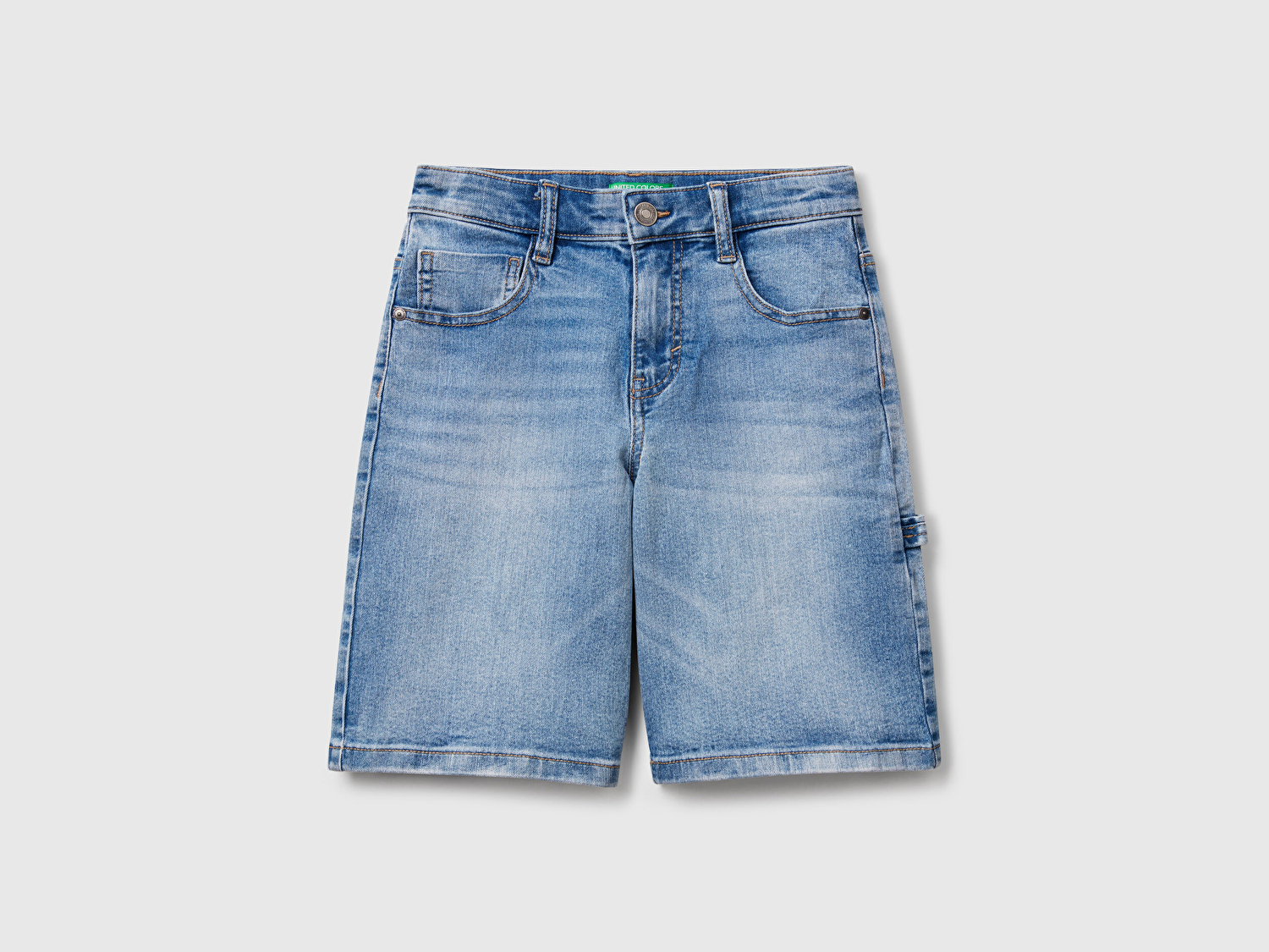 Benetton Erkek Çocuk Açık Denim Taş Yıkama Straight Fit Denim Bermuda Şort