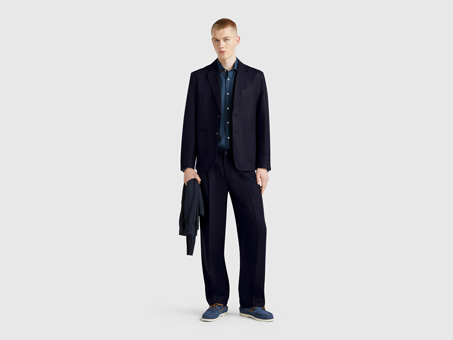 Benetton Erkek Lacivert Keten Karışımlı Biyeli Cep Detaylı Çift Düğmeli Blazer Ceket