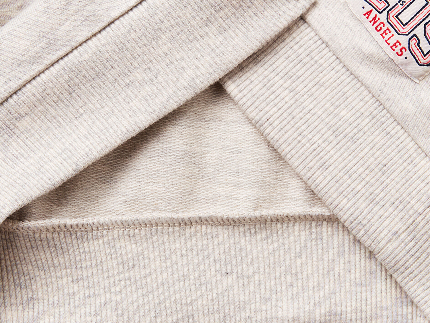 Benetton Erkek Bebek Açık Gri Melanj Logo Baskılı Yelek Efektli Kısa Kollu Sweatshirt