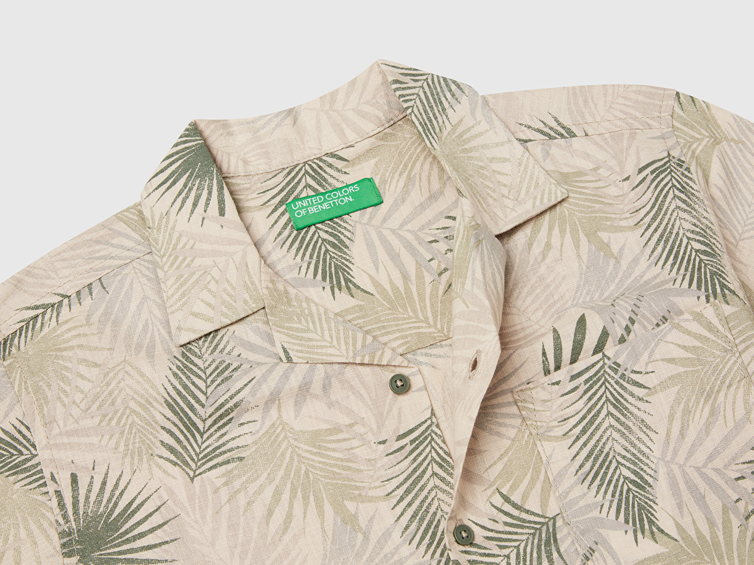 Benetton Erkek Çocuk Desenli Keten Karışımlı Tamamı Desenli Tek Cep Detaylı Kısa Kollu Gömlek
