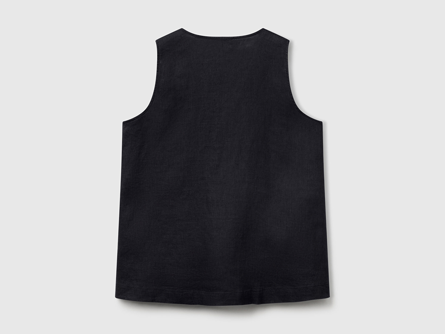 Benetton Kadın Siyah %100 Keten V Yaka Kolsuz Geniş Kesim Bluz