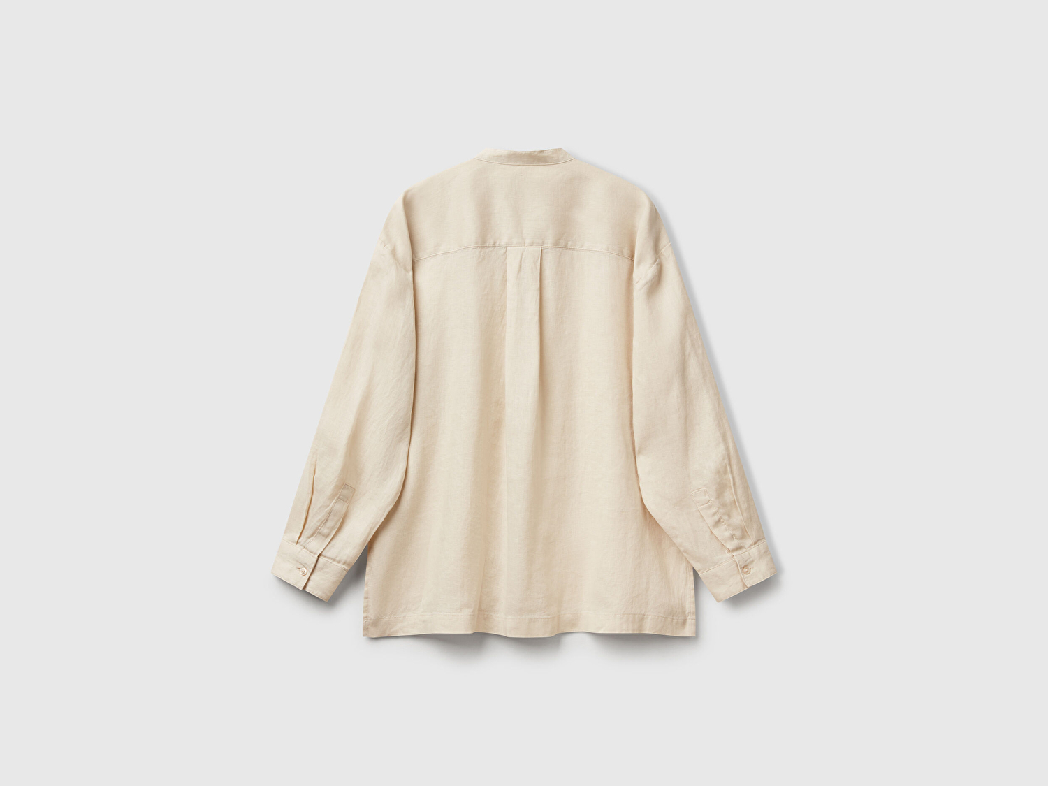 Benetton Kadın Taş Rengi %100 Keten Sol Önü Cepli Oversize Mandarin Yaka Gömlek