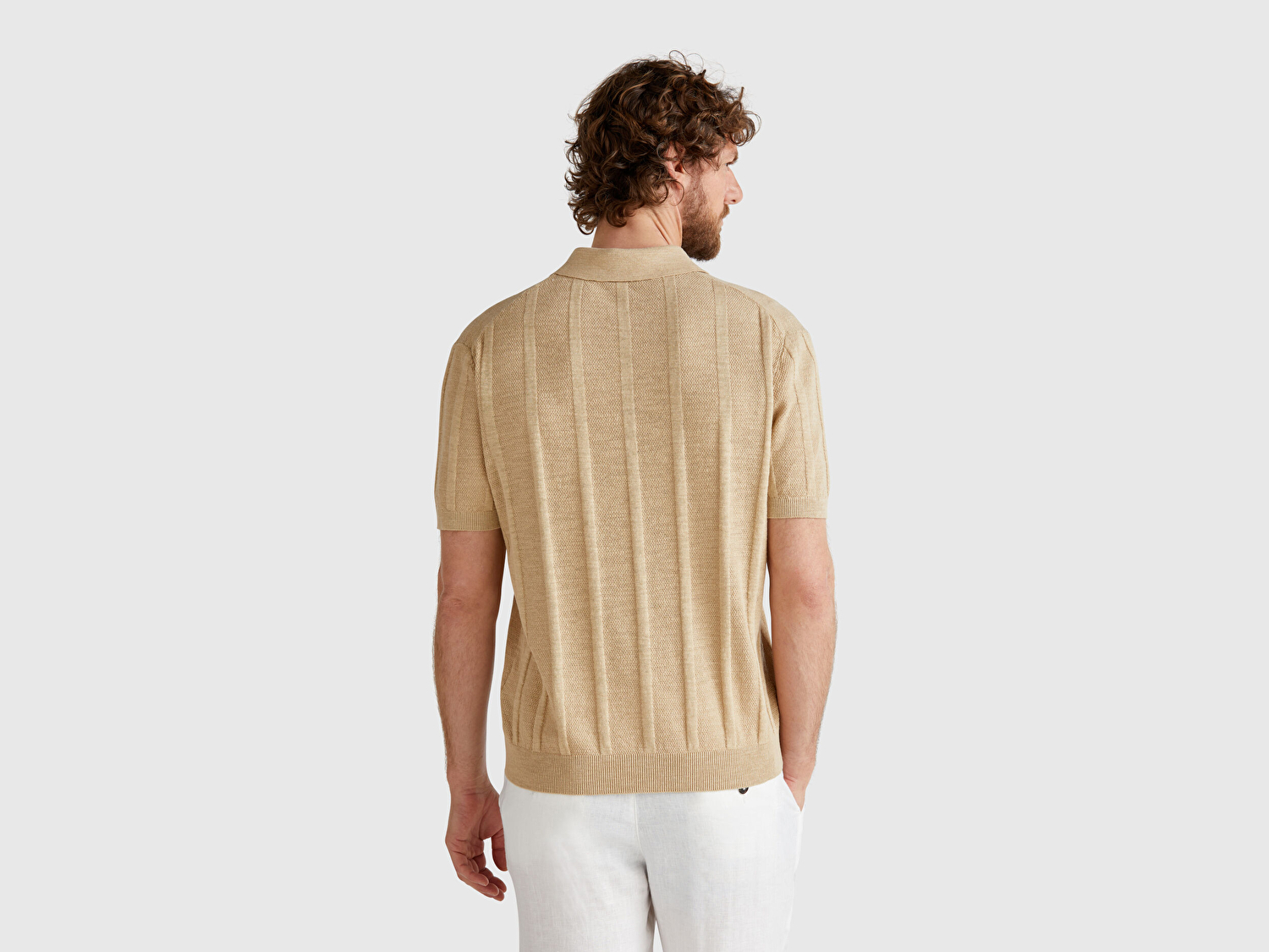Benetton Erkek Bej Keten Karışımlı Kontrastlı Düğmeli Regular Fit Polo Yaka Kazak