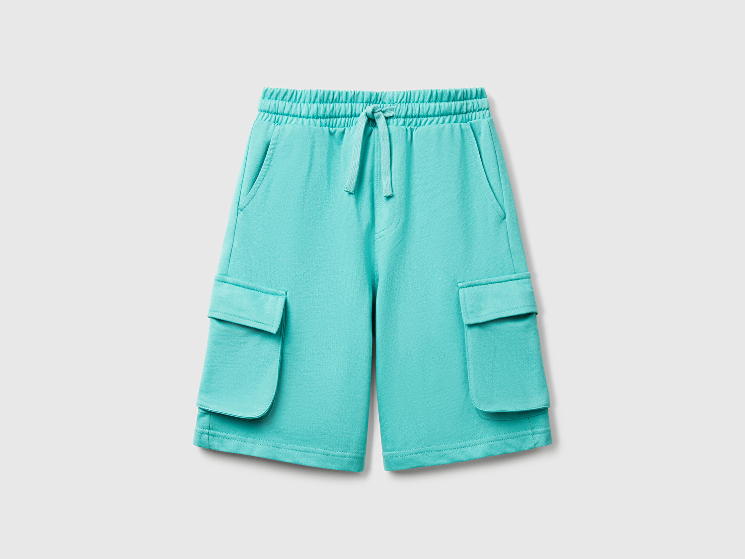 Benetton Erkek Çocuk Mint Yeşili Beli Lastikli Logo Baskılı Yama Cepli Bermuda Şort