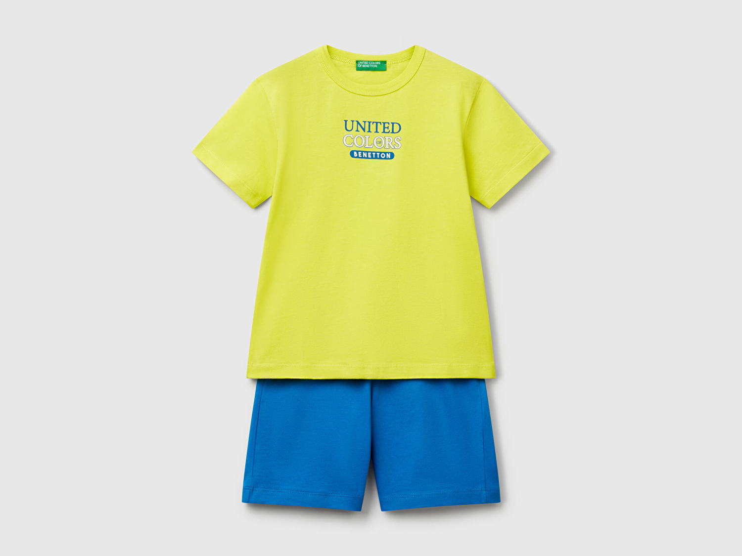 Benetton Erkek Bebek Sarı Önü Logo Baskılı T-Shirt ve Büzgü İpli Bermuda Şort Takım