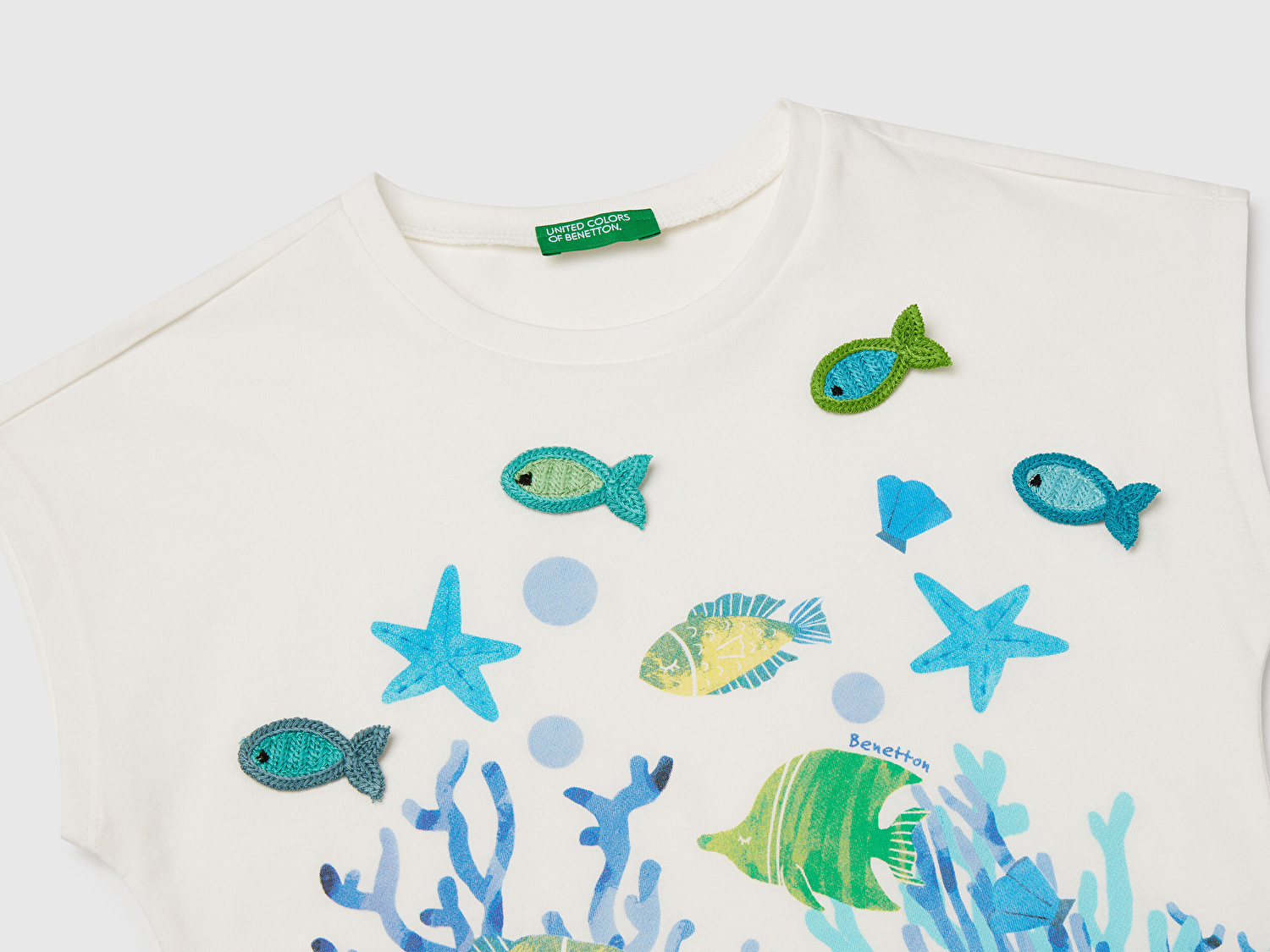 Benetton Kız Bebek Beyaz Kroşe Detaylı Kimono Kollu T-Shirt