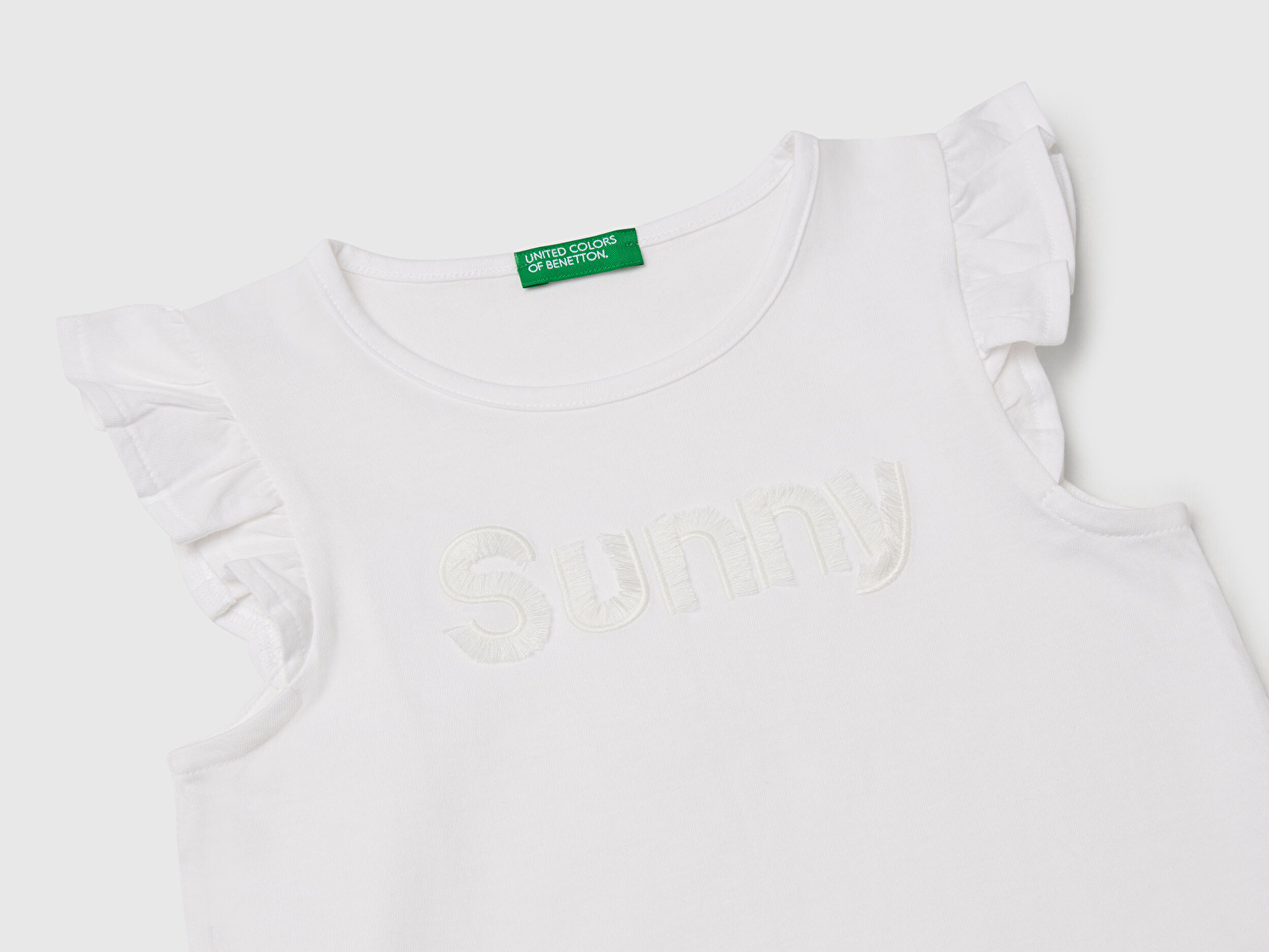 Benetton Kız Bebek Beyaz Önü Baskılı Pile Kollu T-Shirt