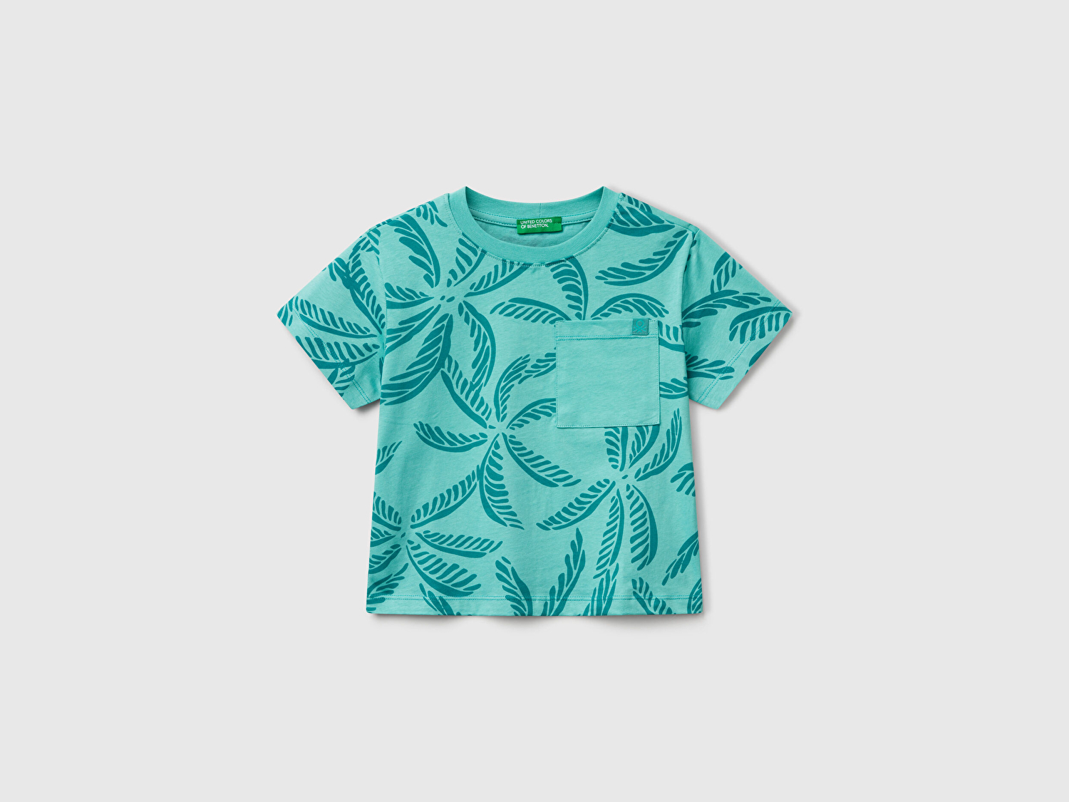 Benetton Erkek Bebek Koyu Yeşil Tamamı Desenli Önü Cepli ve Logo Etiketi Detaylı T-Shirt