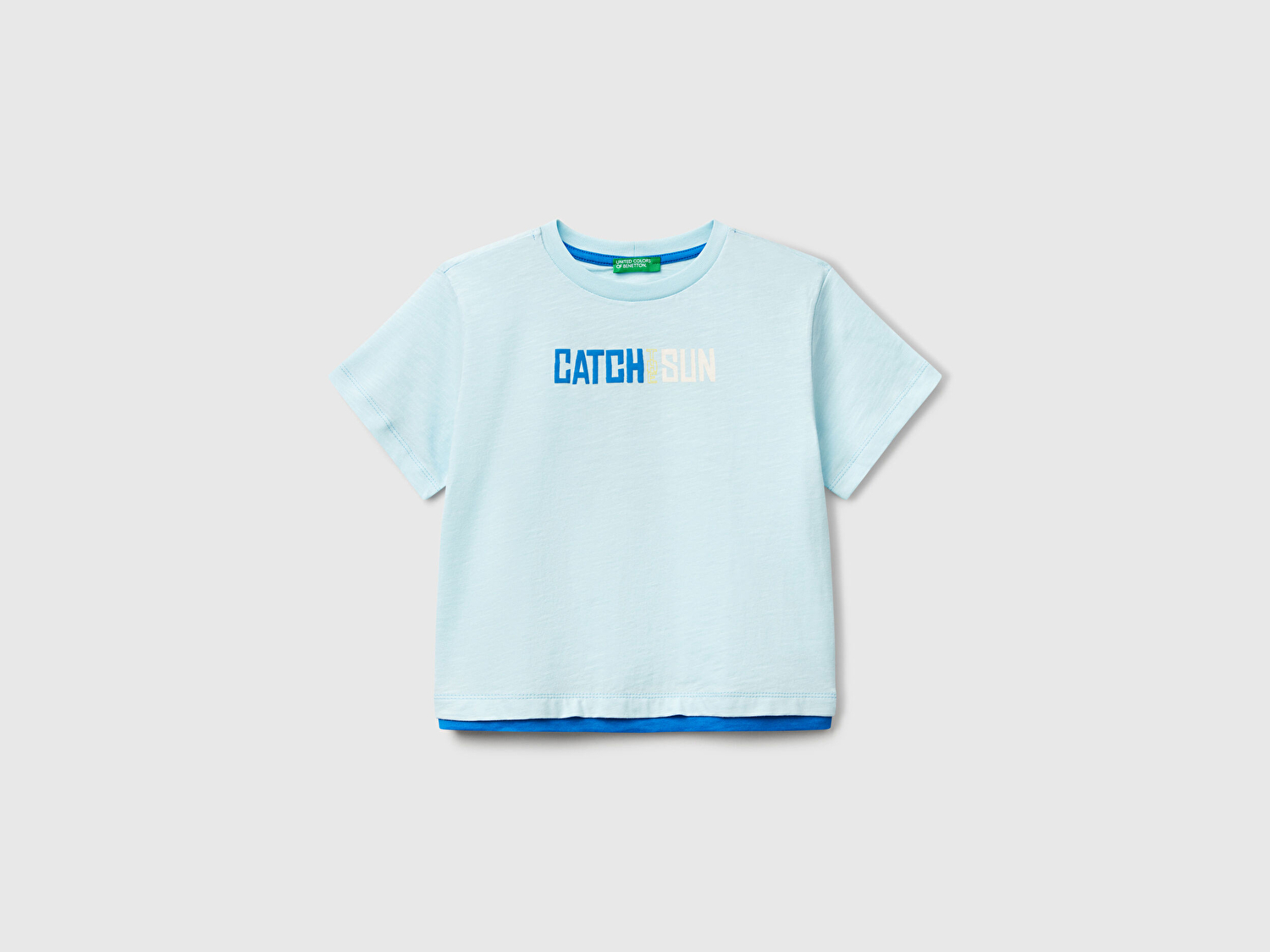 Benetton Erkek Bebek Turkuaz Önü ve Arkası Baskılı Kabartmalı Kontrast Renkli T-Shirt