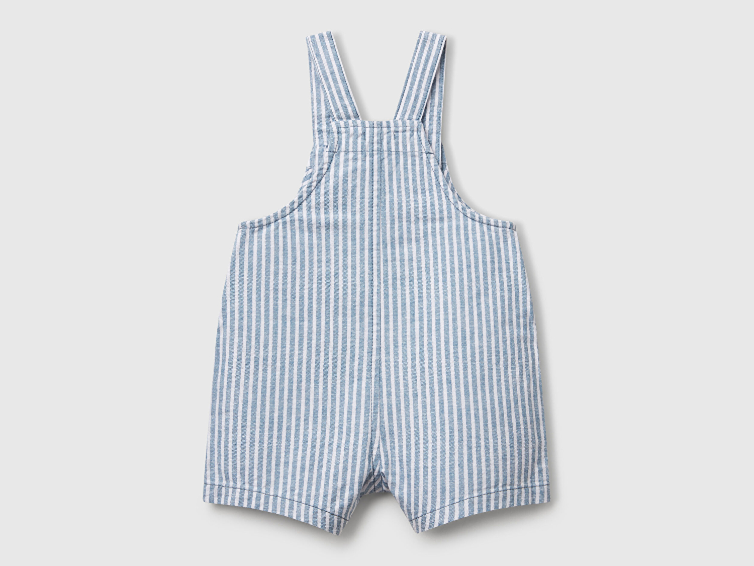Benetton Bebek Açık Mavi Çizgili Logo Detaylı Cepli Yanları Gizli Çıtçıtlı Kısa Tulum