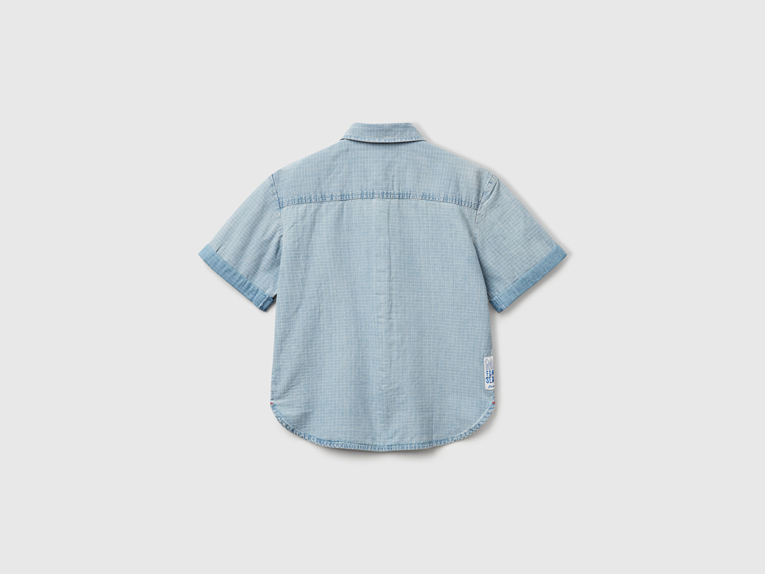 Benetton Erkek Çocuk Açık Denim Etiket Detaylı Önü Cepli Kısa Kollu Denim Gömlek
