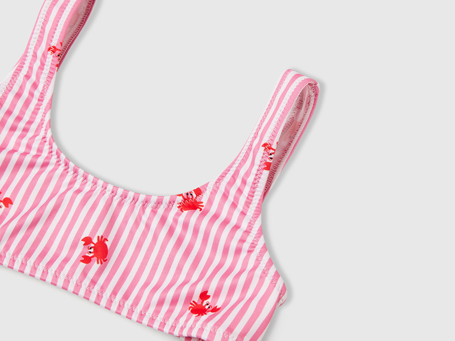 Benetton Kız Çocuk Pembe Desenli Yuvarlak Yaka Yandan Büzgü İpli Bikini Takımı