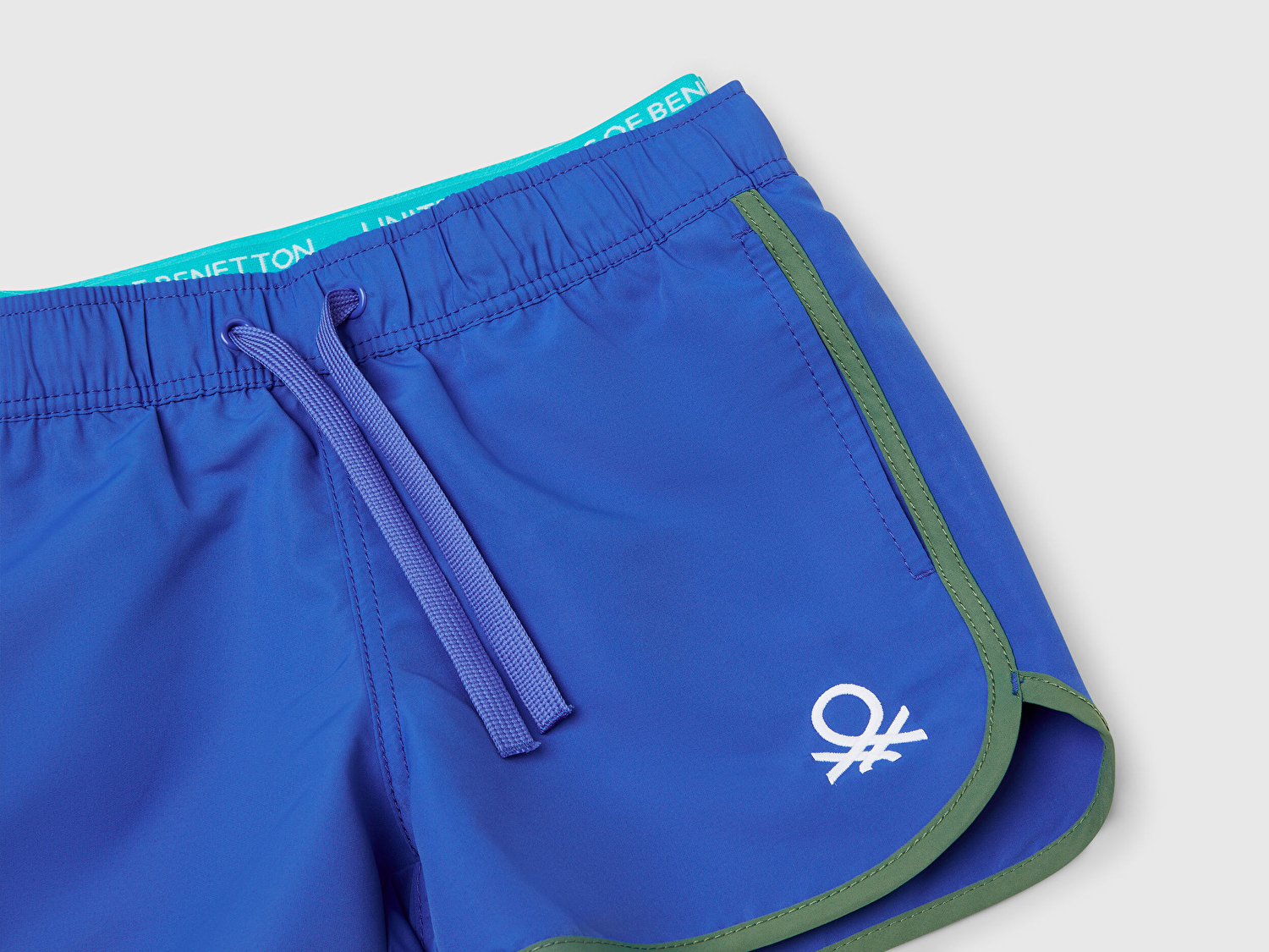 Benetton Erkek Çocuk Saks Mavi Logo Baskılı Beli Lastik Detaylı Büzgü İpli Deniz Şortu
