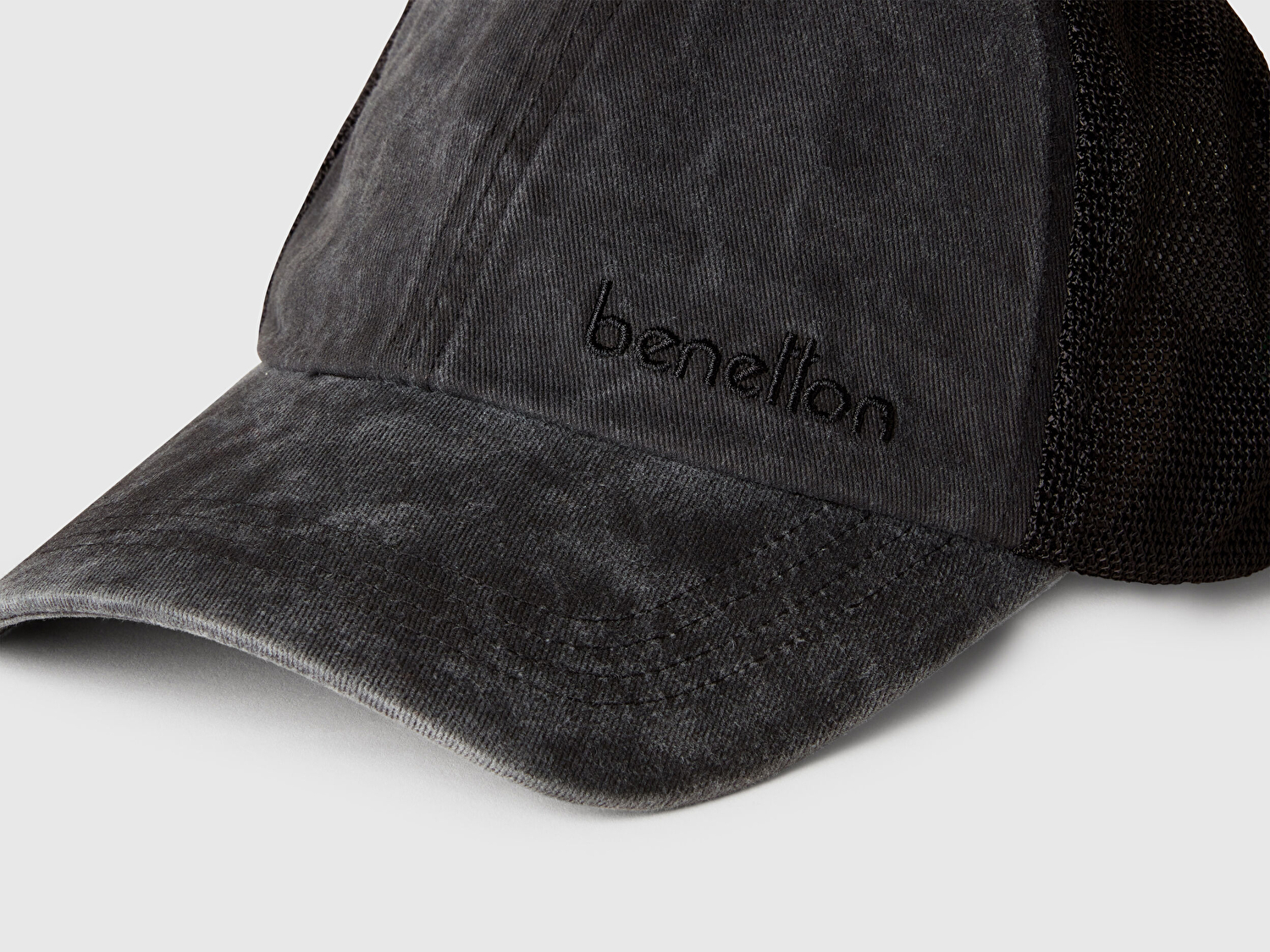 Benetton Erkek Siyah Logolu Beyzbol Şapkası