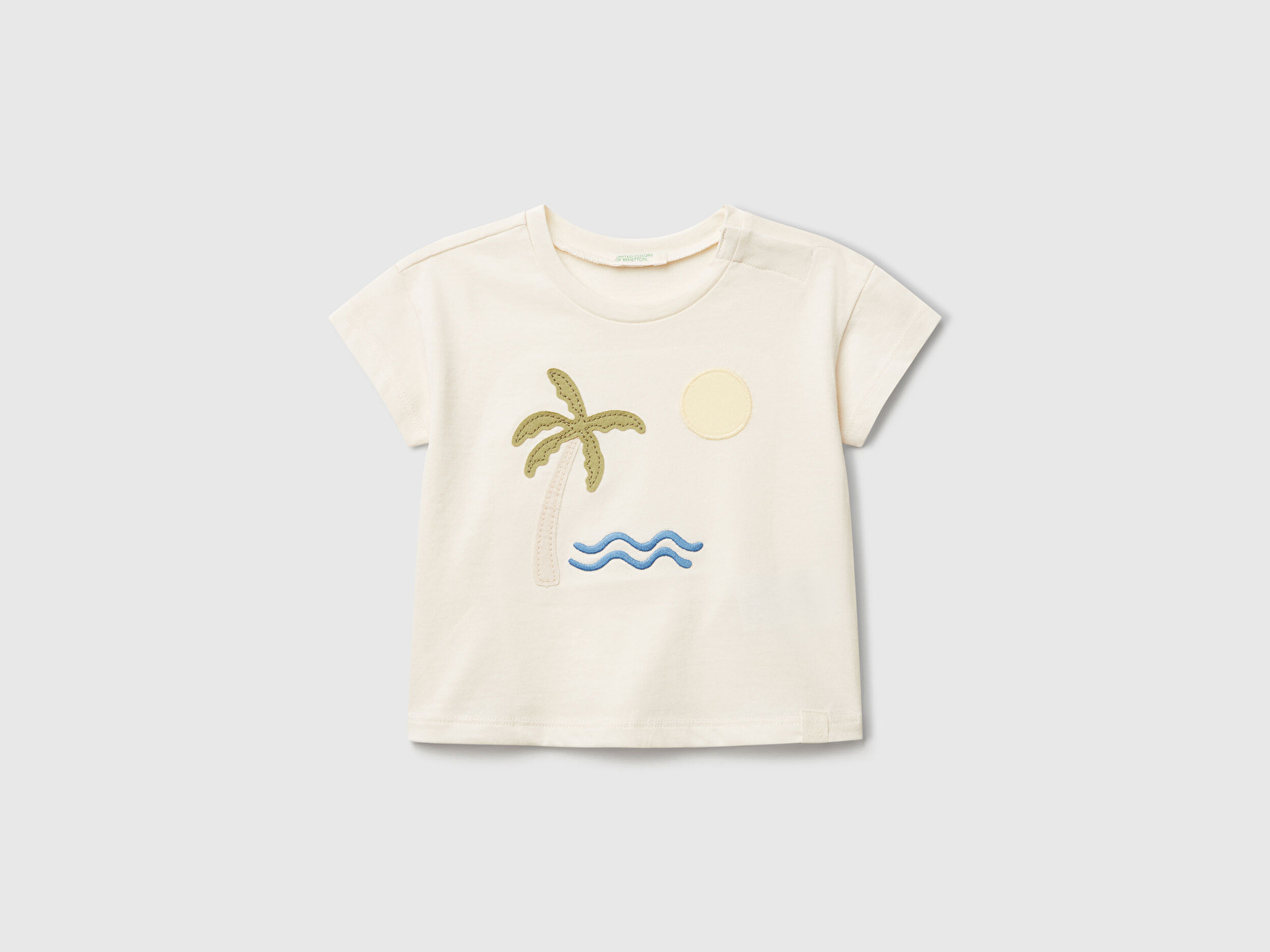 Benetton Bebek Ekru Aplikeli ve Baskılı Bisiklet Yaka T-Shirt