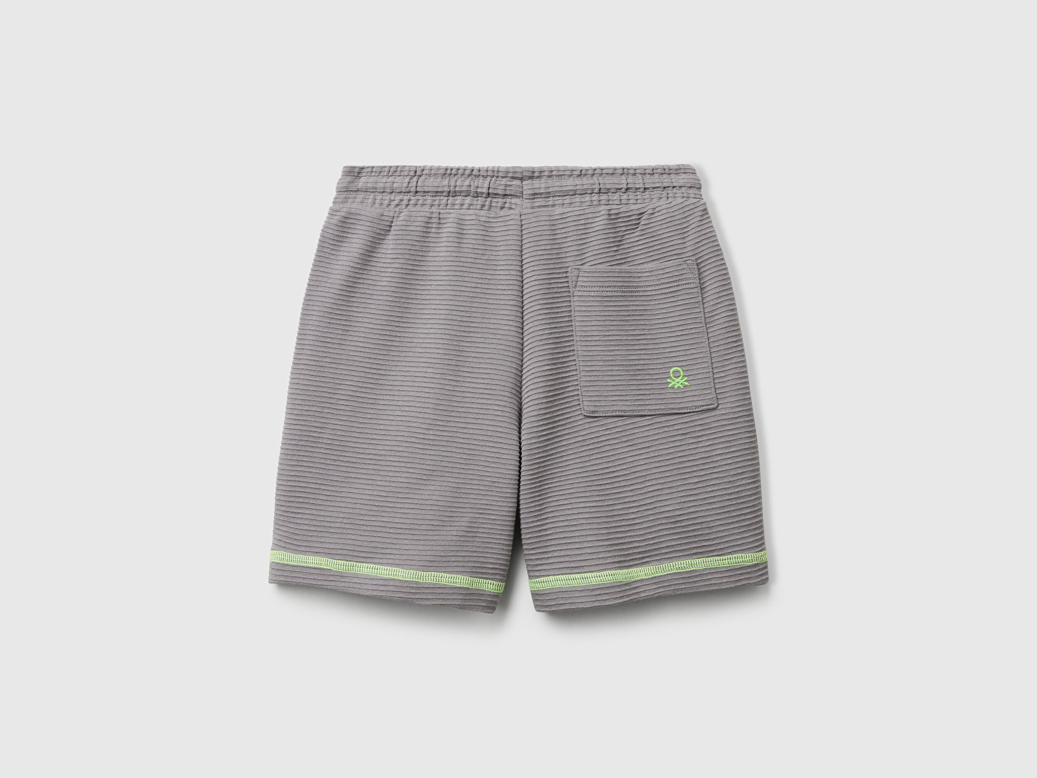 Benetton Erkek Bebek Antrasit Arka Cebi Logo İşlemeli Beli İpli Şort