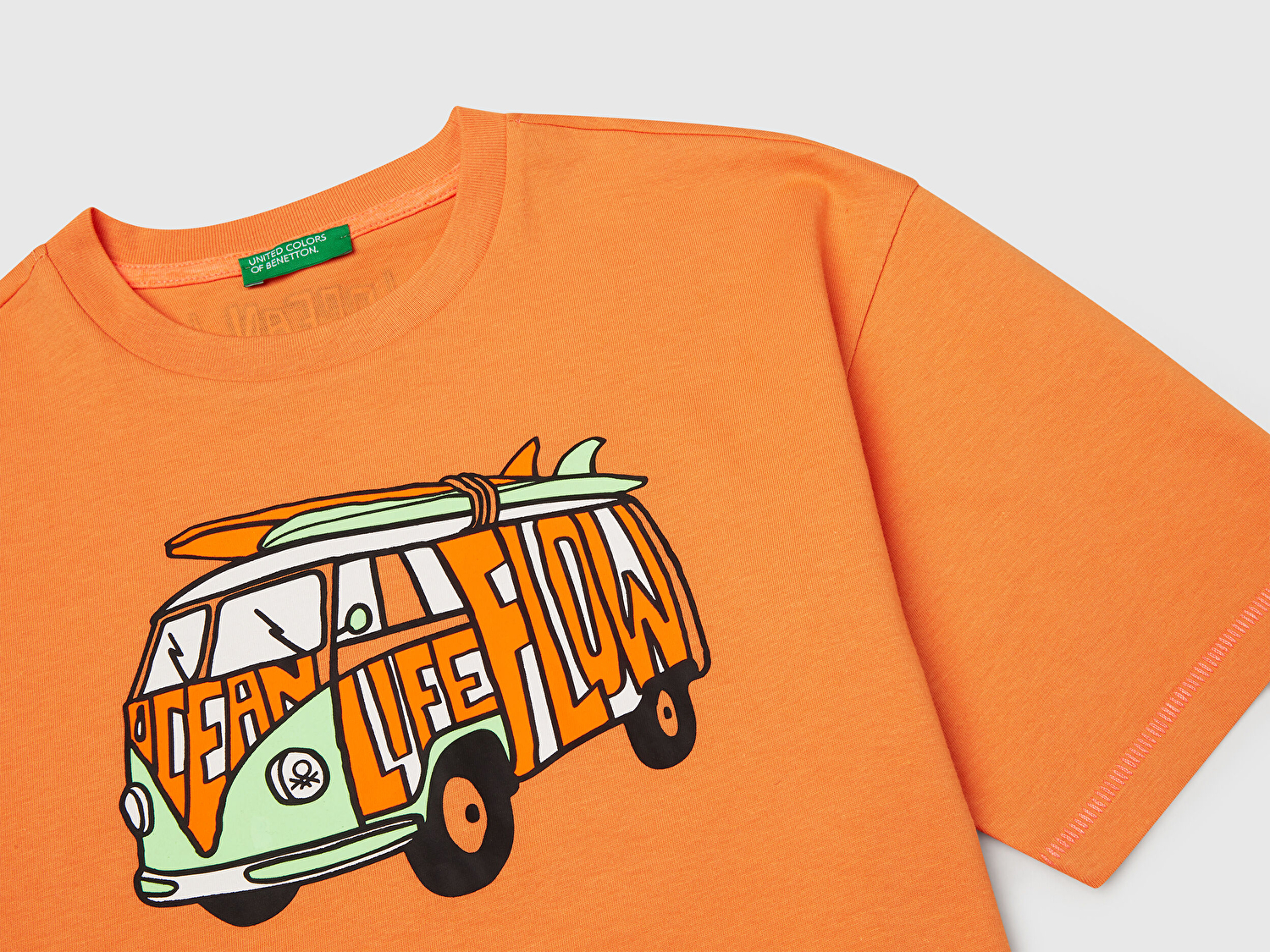 Benetton Erkek Çocuk Turuncu Ajurlu Önü ve Arkası Baskılı T-Shirt