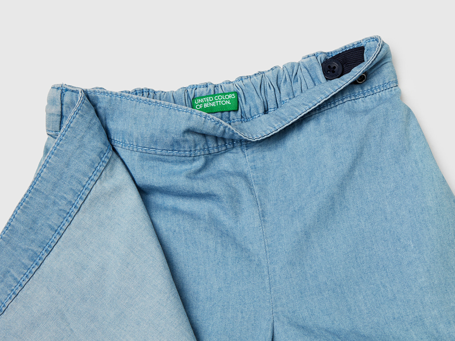Benetton Kız Bebek Denim Çıtçıt Düğmeli Logo İşlemeli Önü Fırfırlı Şönil Şort Etek