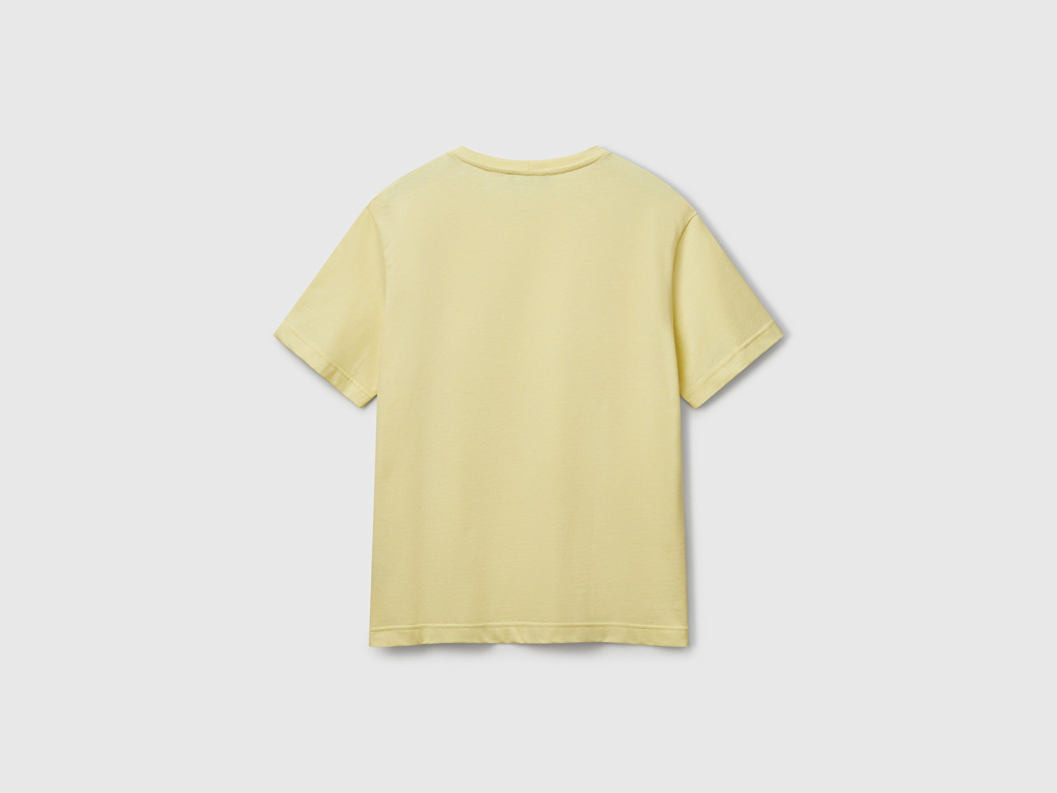 Benetton Erkek Sarı %100 Pamuk Göğsü Yama Logo İşlemeli Bisiklet Yaka T-Shirt