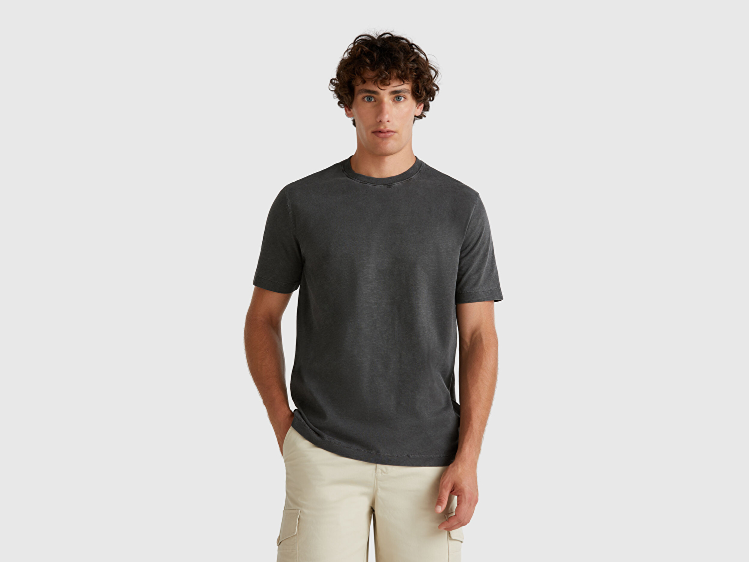Benetton Erkek Siyah %100 Koton Bisiklet Yaka Slub T-Shirt