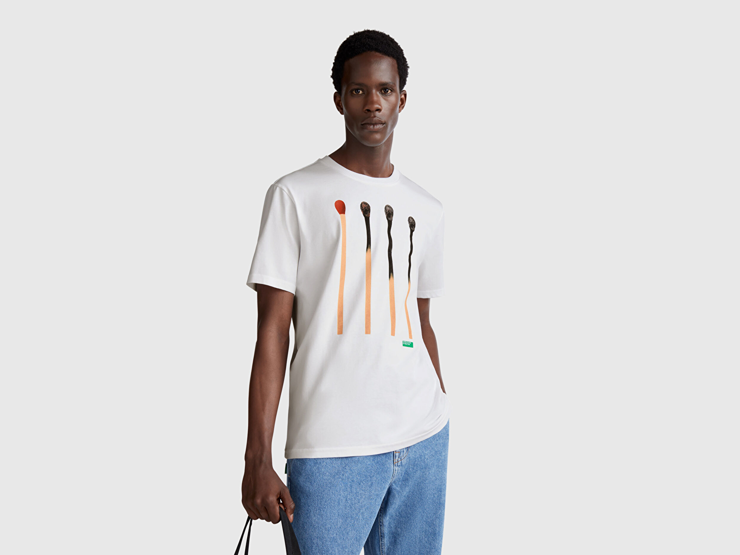 Benetton Erkek Beyaz-Kibrit %100 Koton Baskılı Regular Fit T-Shirt