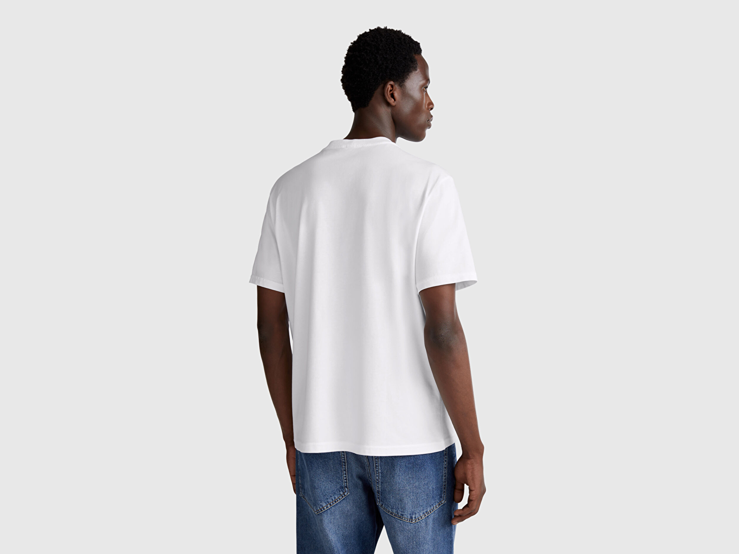Benetton Erkek Beyaz-Bayrak %100 Koton Baskılı Regular Fit T-Shirt