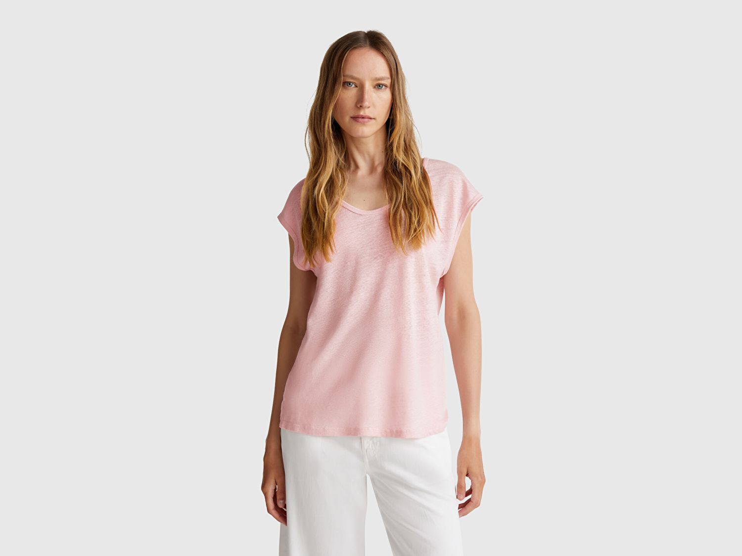 Benetton Kadın Pembe %100 Keten Yanları Yırtmaçlı Relax Fit Yuvarlak Yaka T-Shirt