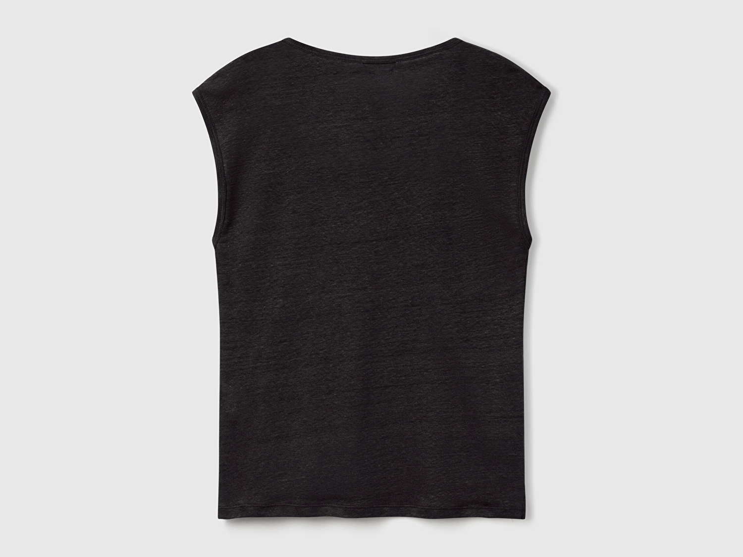 Benetton Kadın Siyah %100 Keten Yanları Yırtmaçlı Relax Fit Yuvarlak Yaka T-Shirt