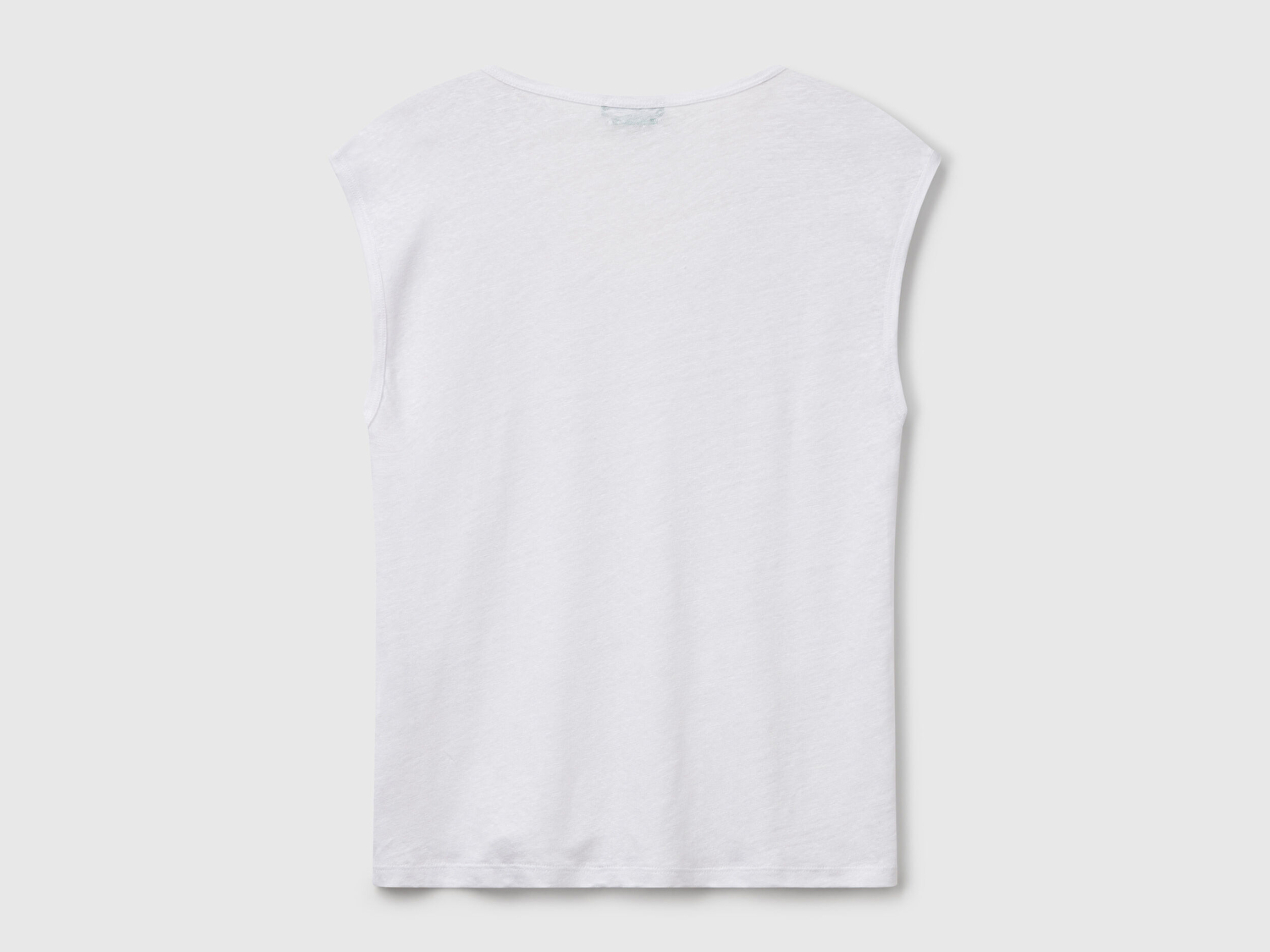 Benetton Kadın Beyaz %100 Keten Yanları Yırtmaçlı Relax Fit Yuvarlak Yaka T-Shirt